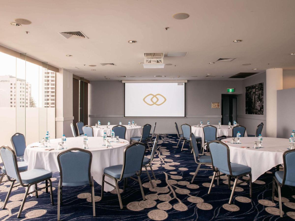 Sofitel Gold Coast Broadbeach photo