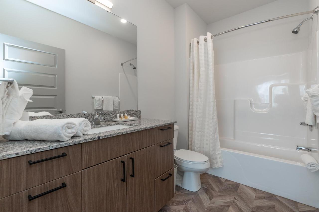 Yugo Guest Suites — photo 3