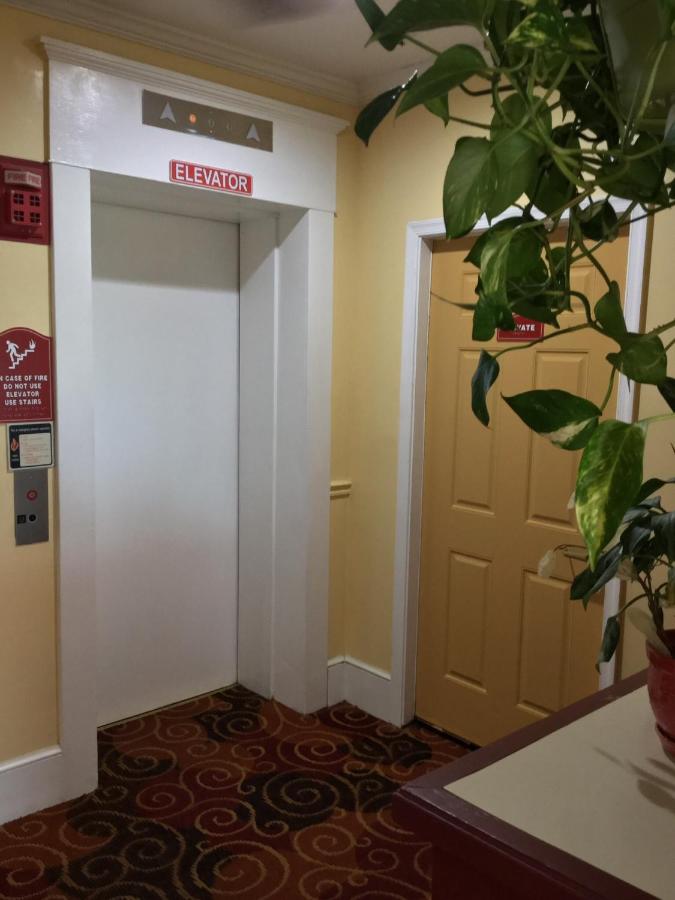 Star Liberty Inn Hotel — photo 11