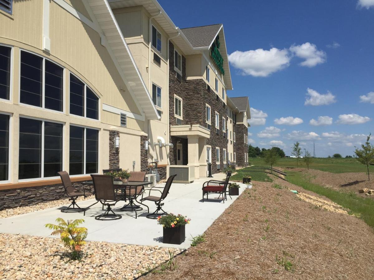 Grandstay Hotel & Suites Mount Horeb - Madison — photo 17