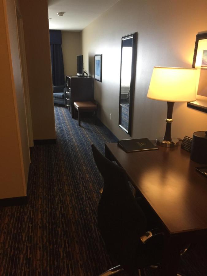 Grandstay Hotel & Suites Mount Horeb - Madison — photo 14