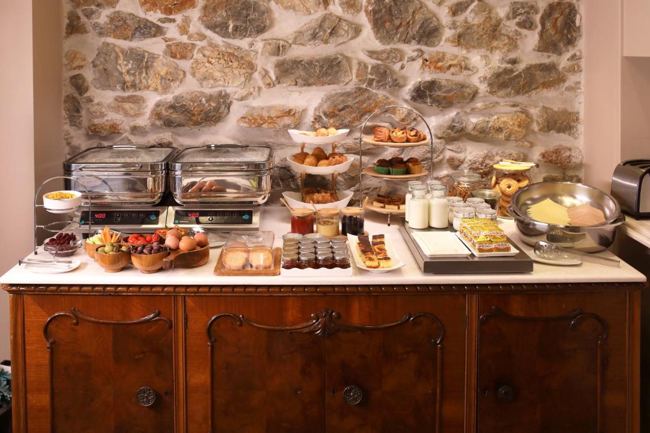 V1935 Luxurious Apartments - 4