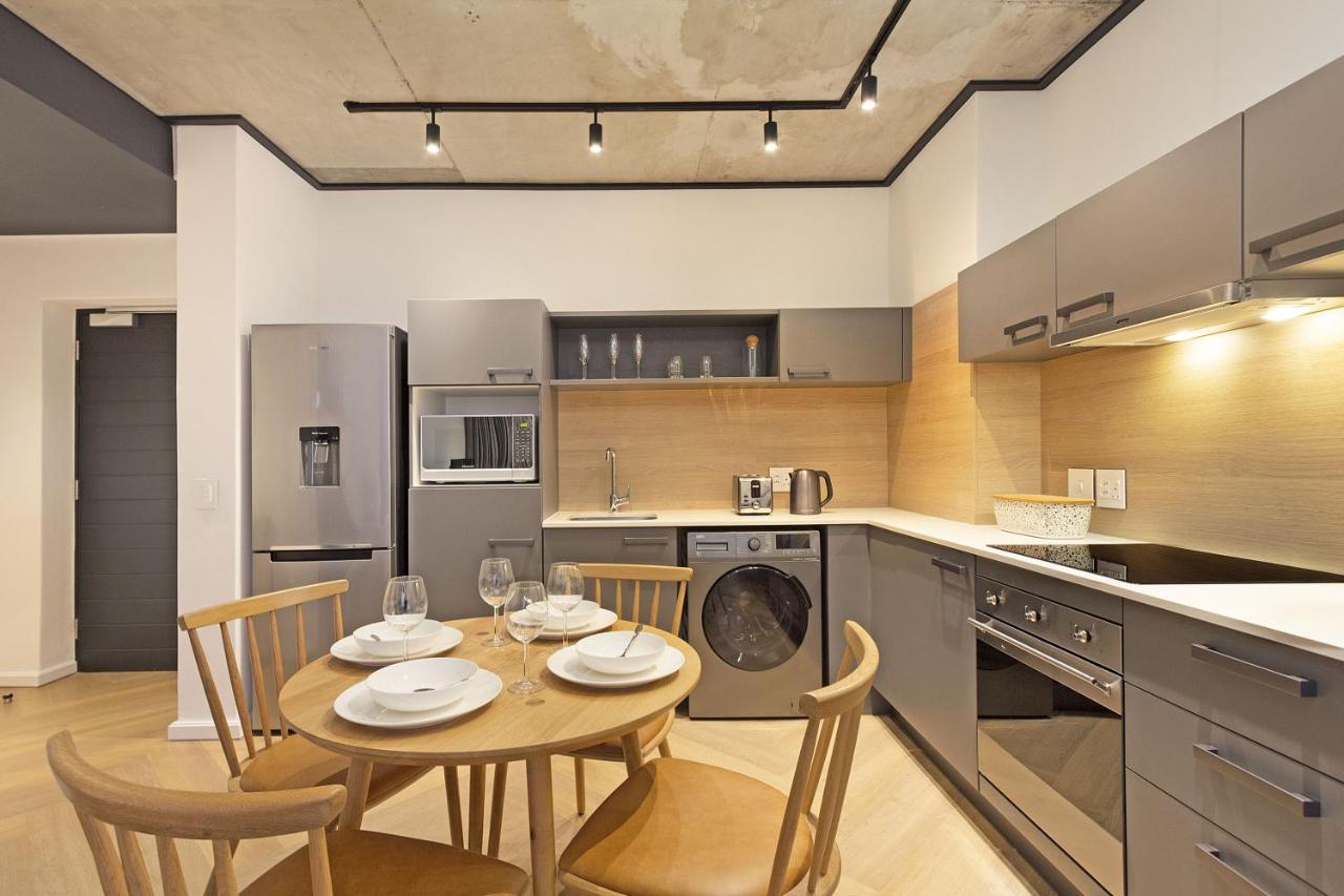 Bridgewater View 502 - 4