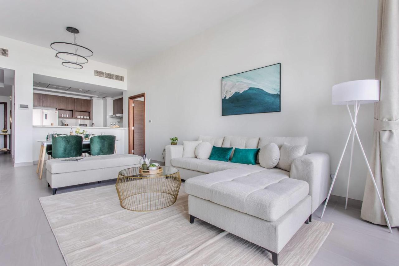 Frank Porter - Park Gate Residences 1 - 4