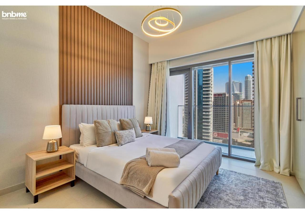 bnbmehome - Burj Royale - 4