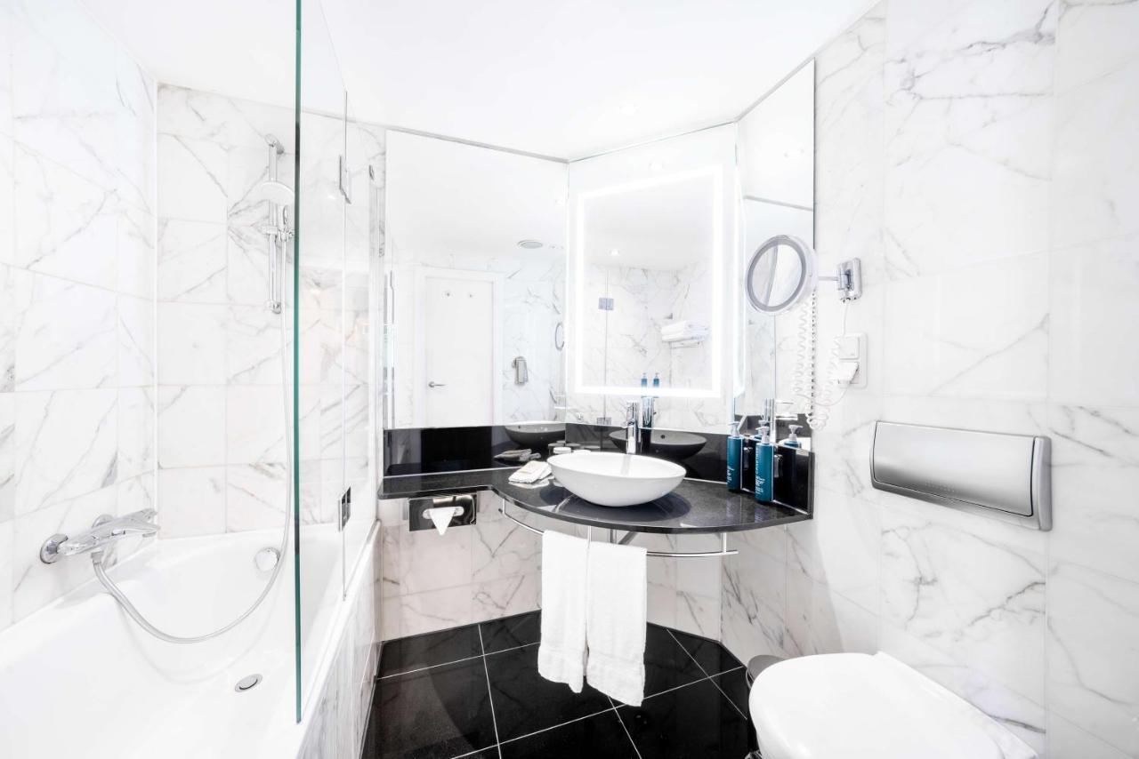 Hilton Berlin photo