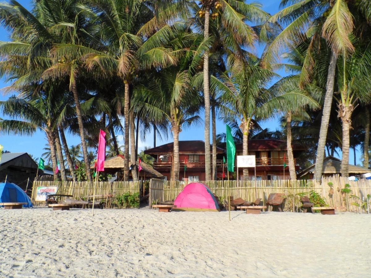 Beach: Victoria Beach House