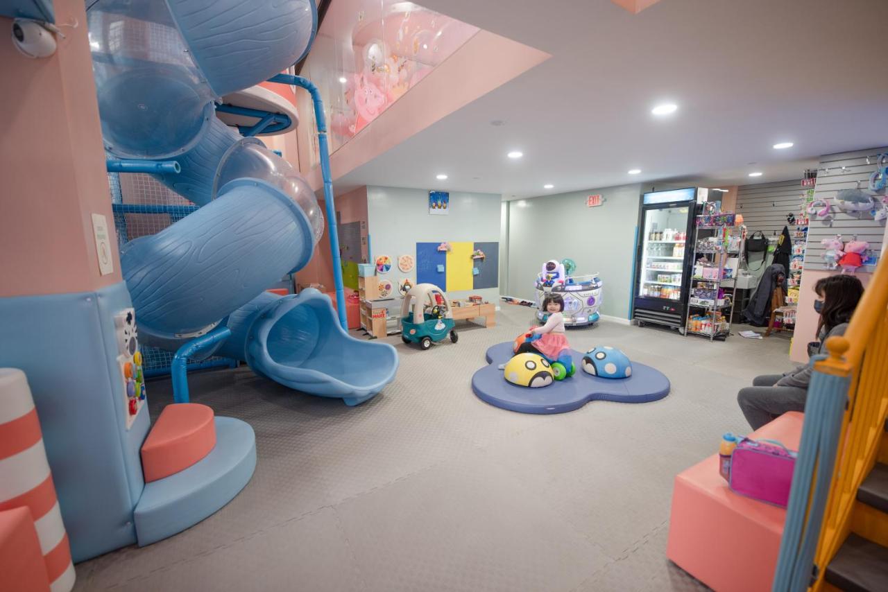 Flushing Garden Hotel - 5