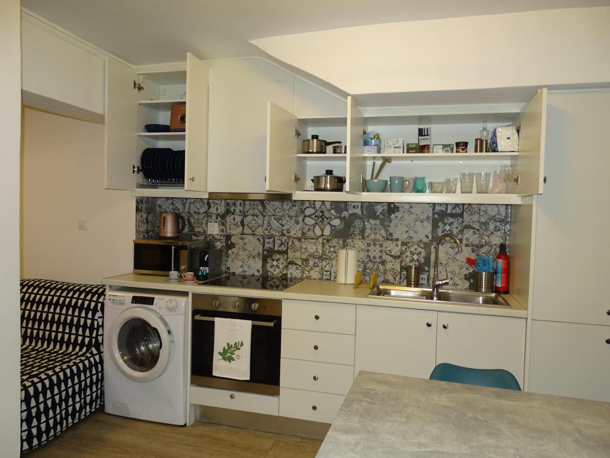 Stylish, comfortable, basement loft-like apartment with amenities - 5