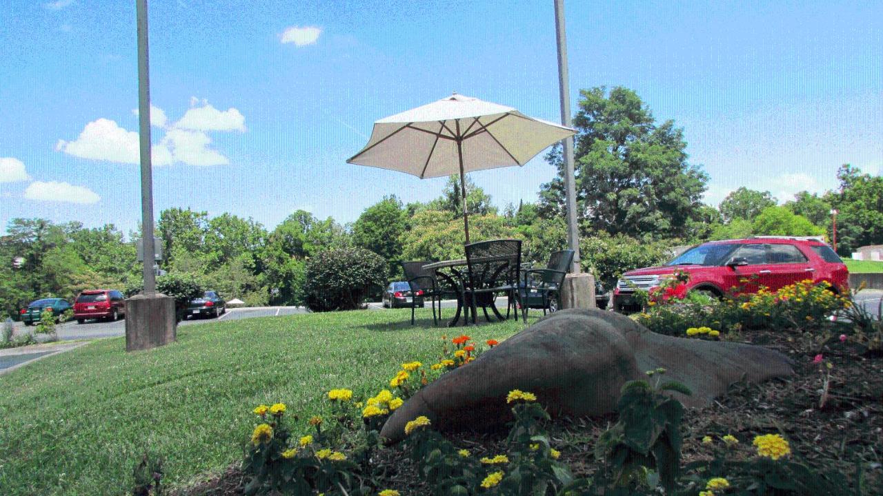 Arbors at Island Landing Hotel & Suites — photo 24