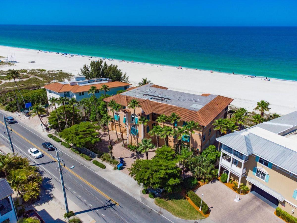 Bradenton Beach Club — photo 9
