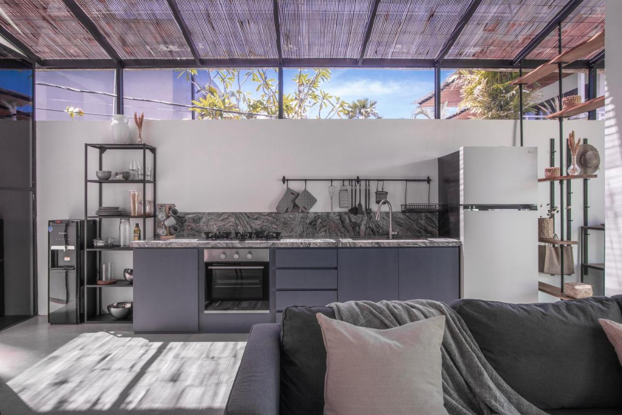 Sasa's Villa Seminyak - 4