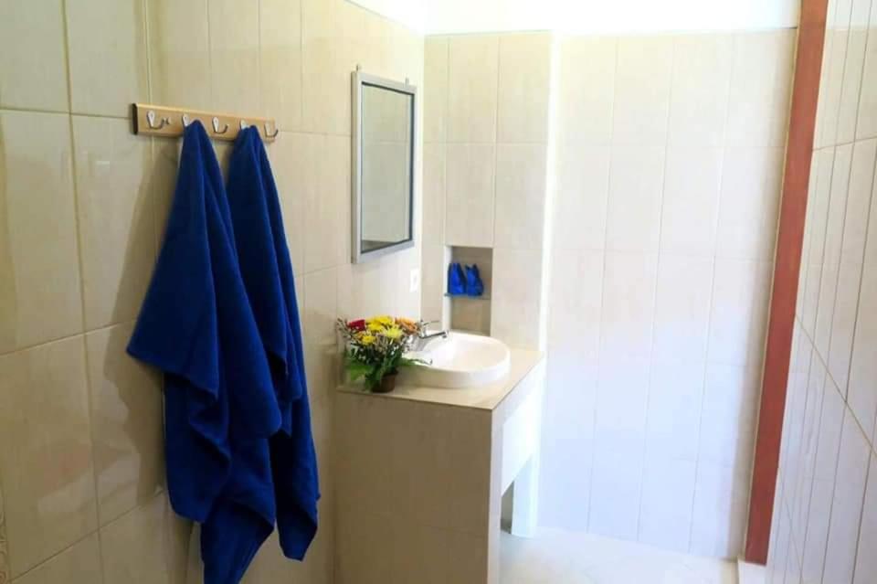 sari sedana guesthouse - 3