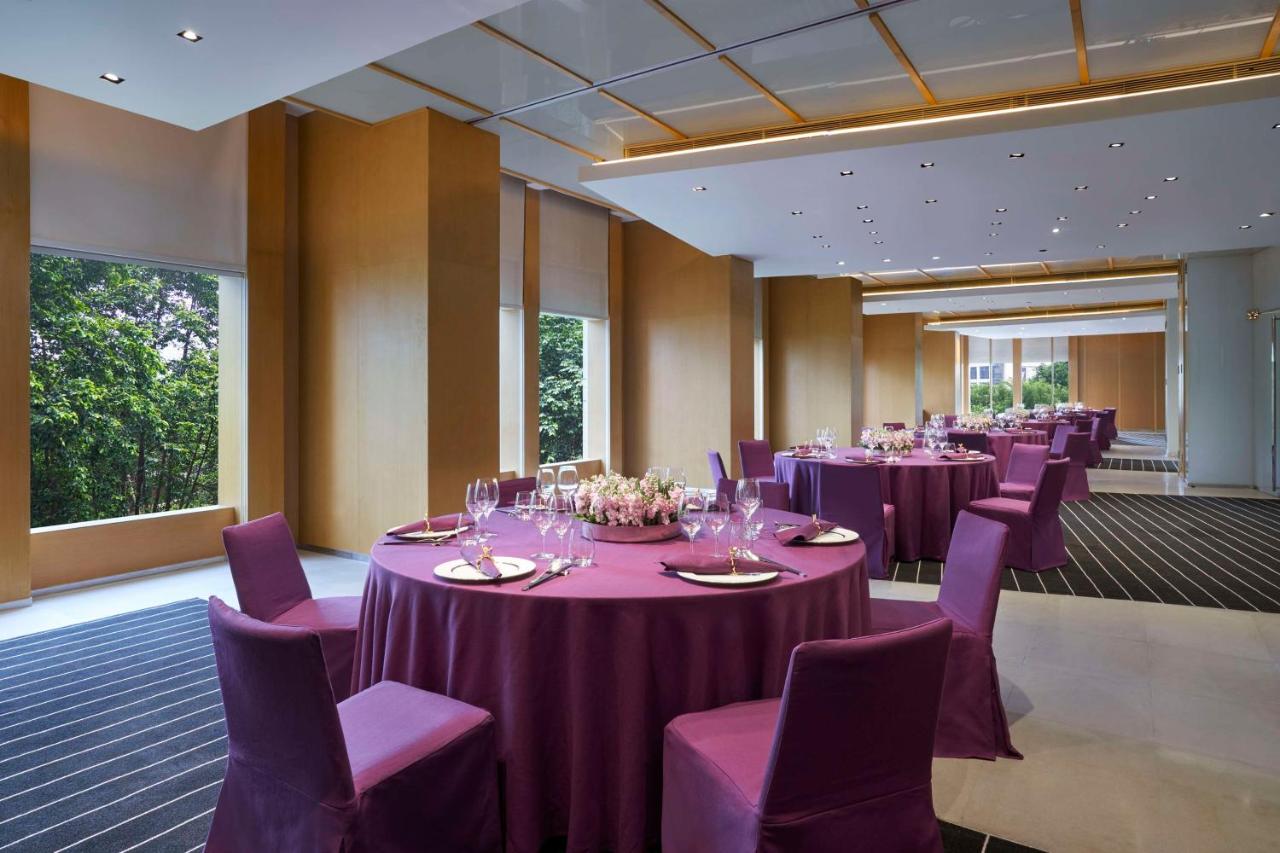 Grand Hyatt Guangzhou - Free Shuttle Bus to Canton Fair Complex during Canton Fair period photo