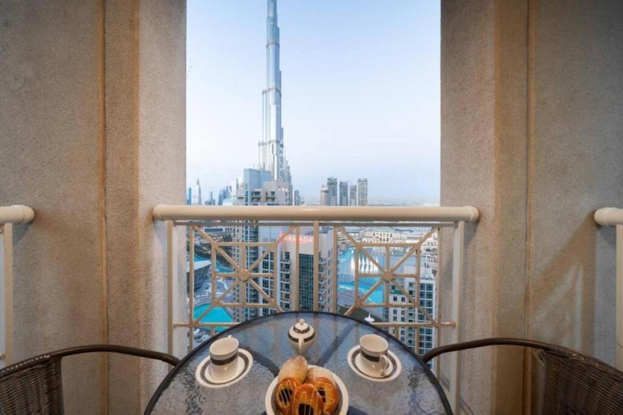 Bellavista Apartments Holiday Homes LLC - Dazzling High Floor - 2BR - 29 BOULEVARD - Burj Khalifa & Fountain View