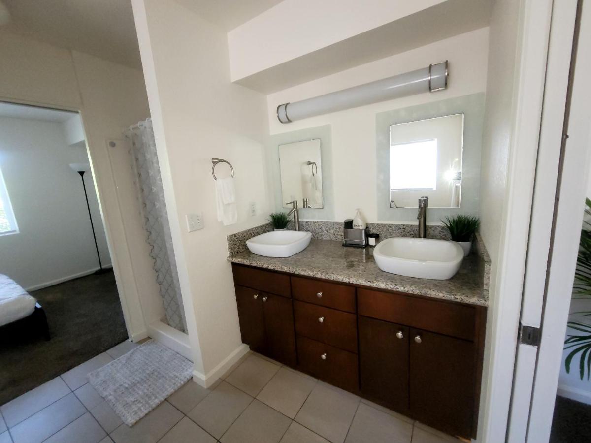 4 Bedrooms & 2.5 Bathrooms in LA - 3