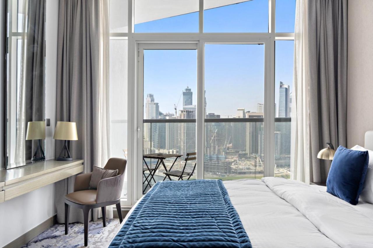 ALiving Classy Private Studio I Canal Views I DAMAC Maison Prive A- 2111 - 2