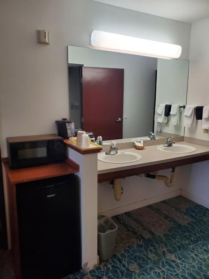 Omak Inn — photo 20