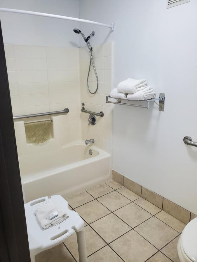 Omak Inn — photo 22