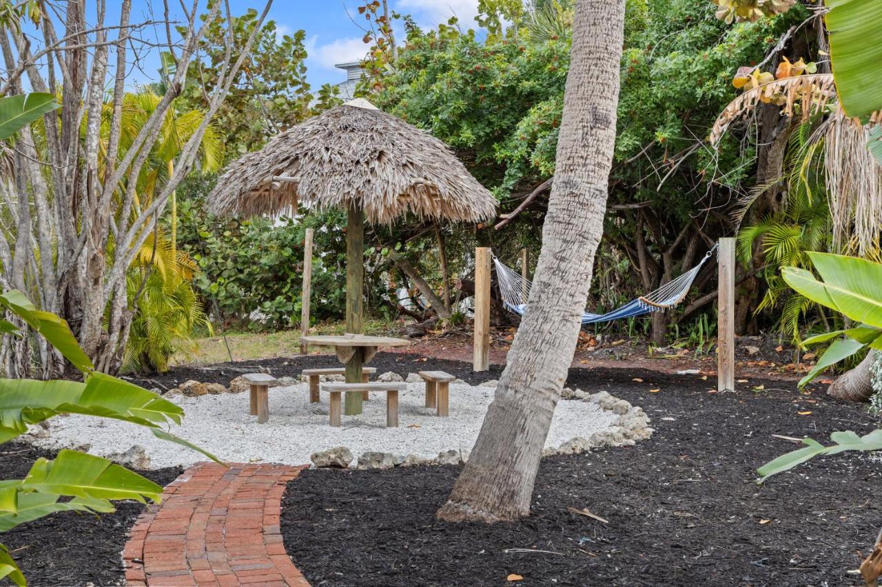 Pirate Cove Cottages — photo 19