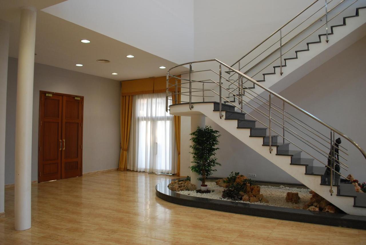 Sommelier Hostelera SL (Hotel), Fonolleres (Spain) deals