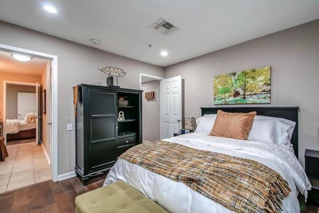 Downtown Nashville Covered Parking unit 1014 - 3