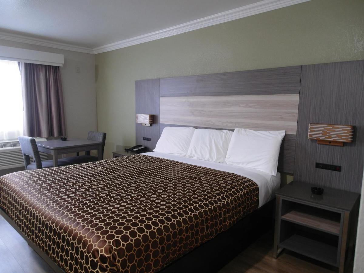 Americas Best Value Inn-Rialto — photo 2