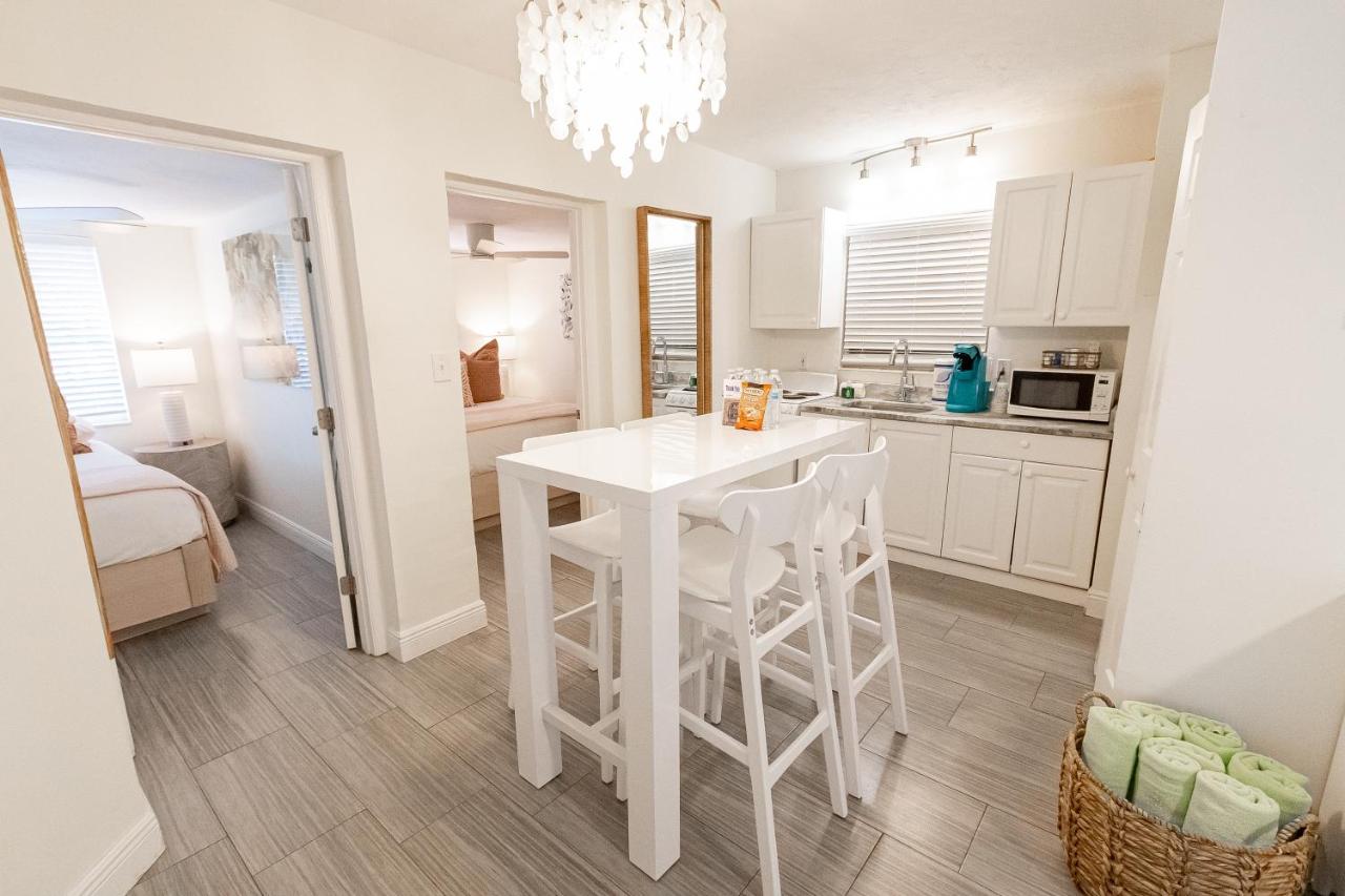 Siesta Key Beachside Villas — photo 16