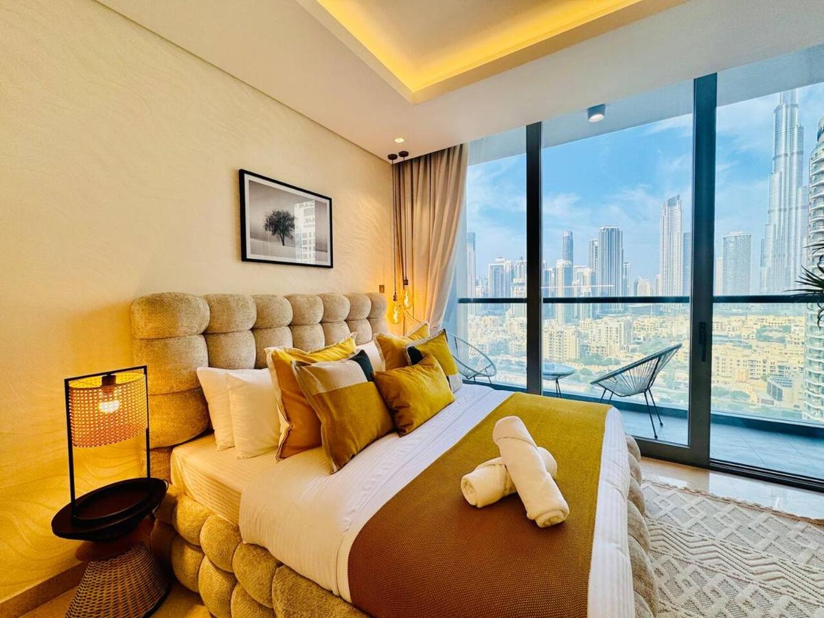 Chic Studio with Burj Views at Sterling by Omniyat - 2