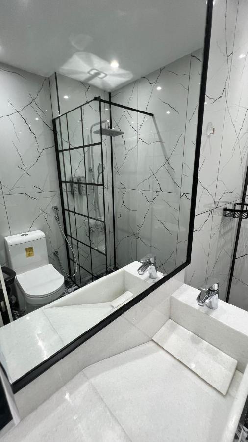 Stay in heart of Dubai Marina Residence B walk to the JBR - 3