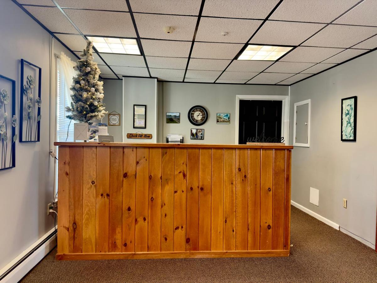 Colonial Valley Motel — photo 12