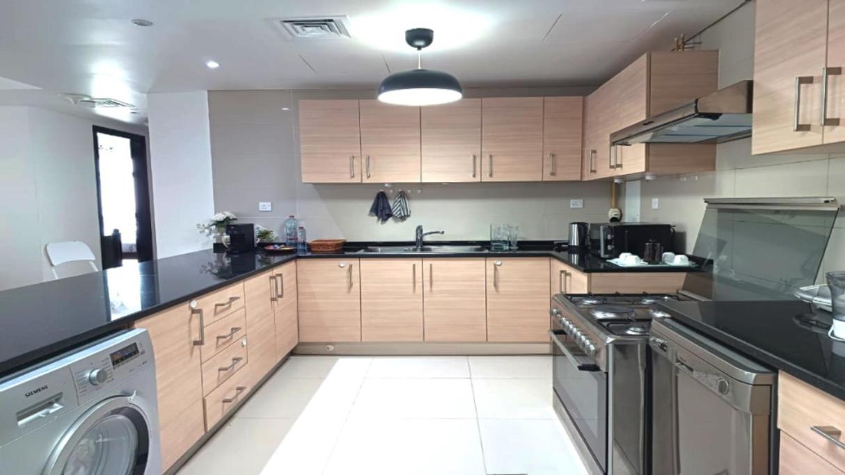 Sea View - 2BHK - Al Reem Island 6ppl Free Transportation from AD Airport - 3