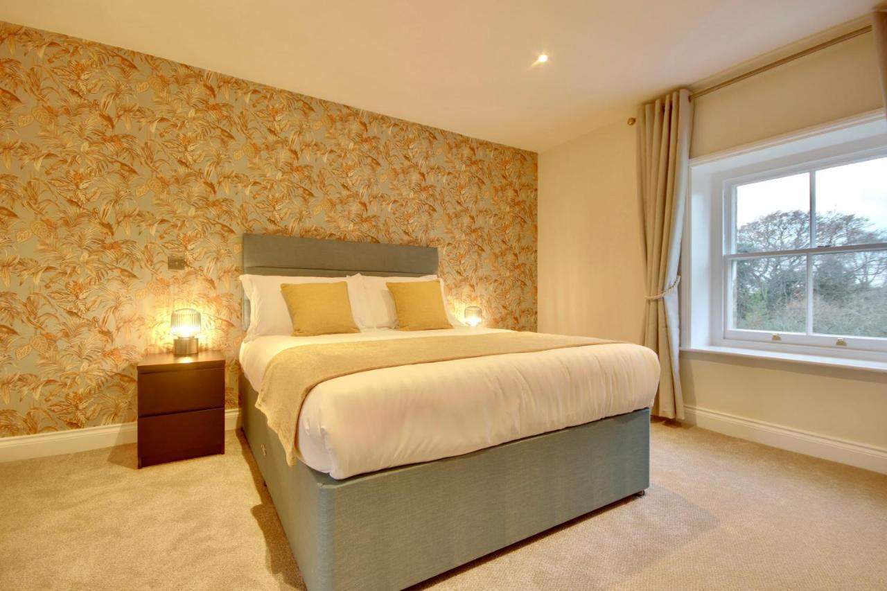 Premium Family Room