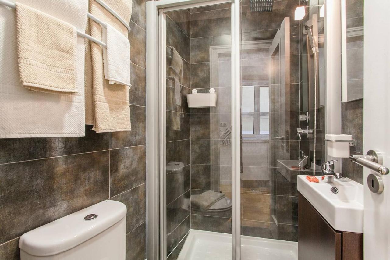 WHome Hidden Gem in Alfama perfect to explore Lisbon - 3