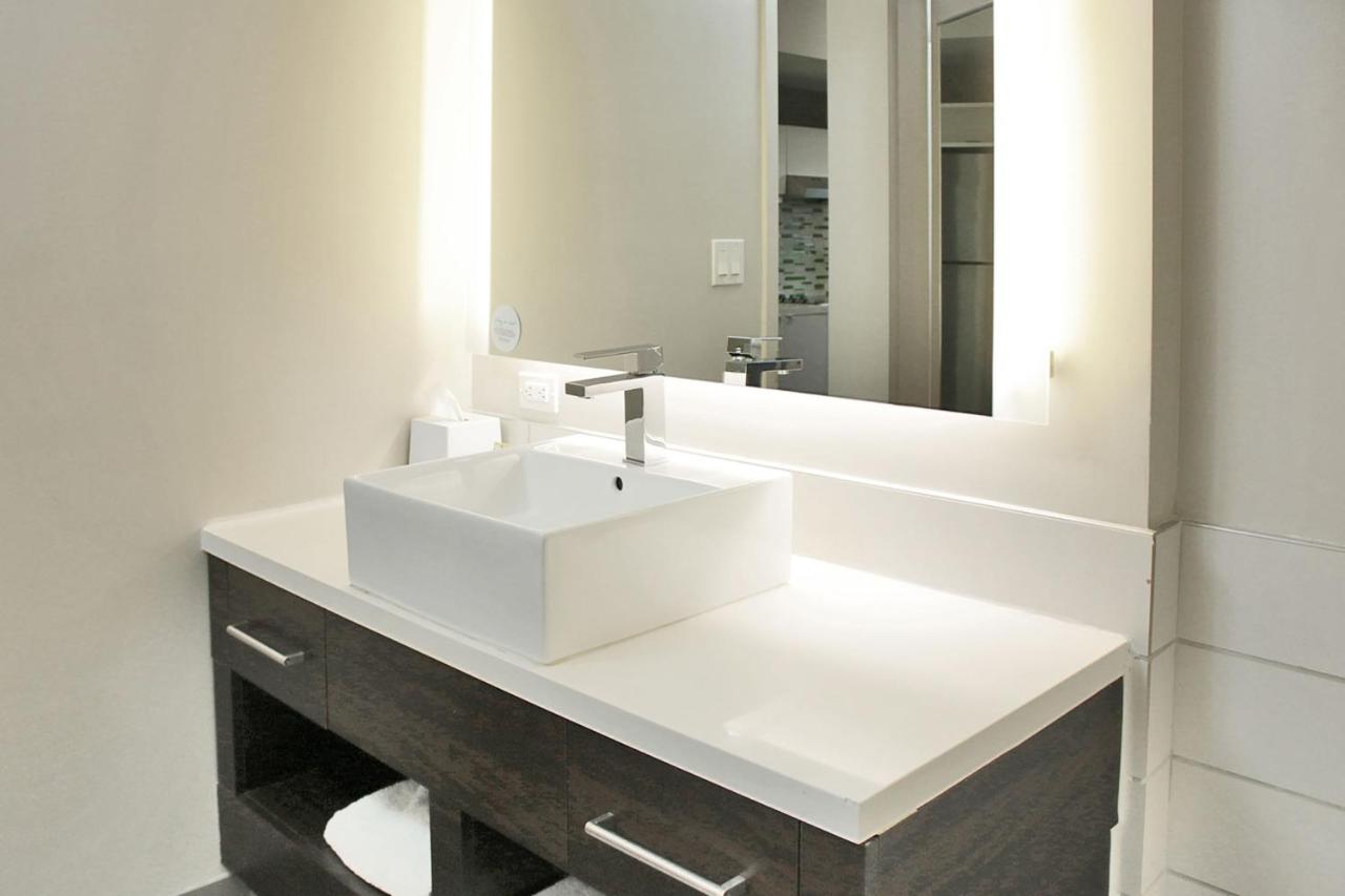 Element Miami Doral - 3