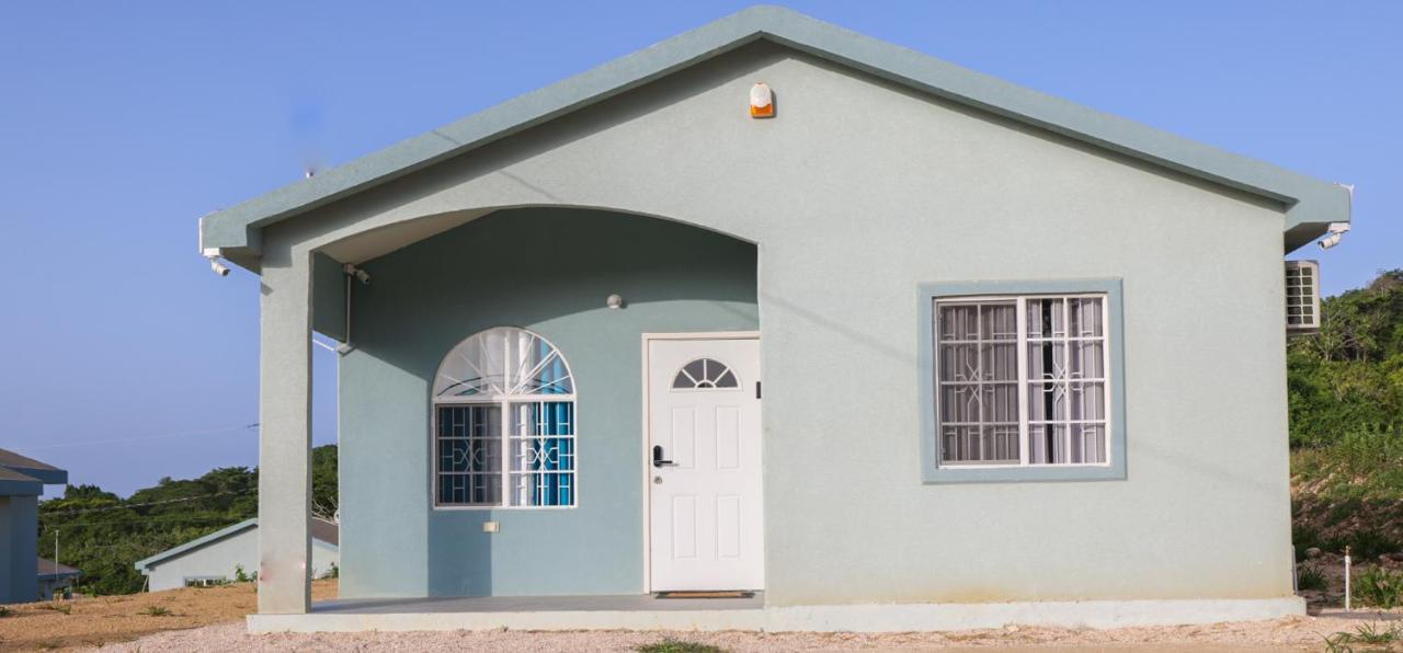 Osmax Oasis, 1BD and 1 BA, Gated, near Puerto Seco Beach - 2