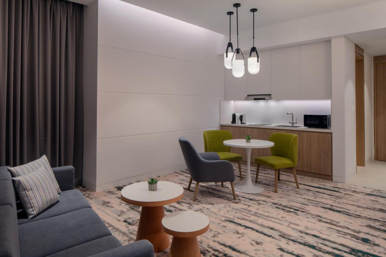 Holiday Inn Dubai Business Bay by IHG - 2