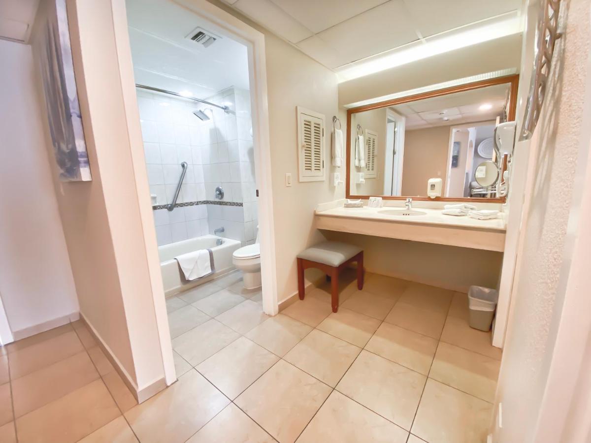 The Royal Sea Aquarium Resort photo