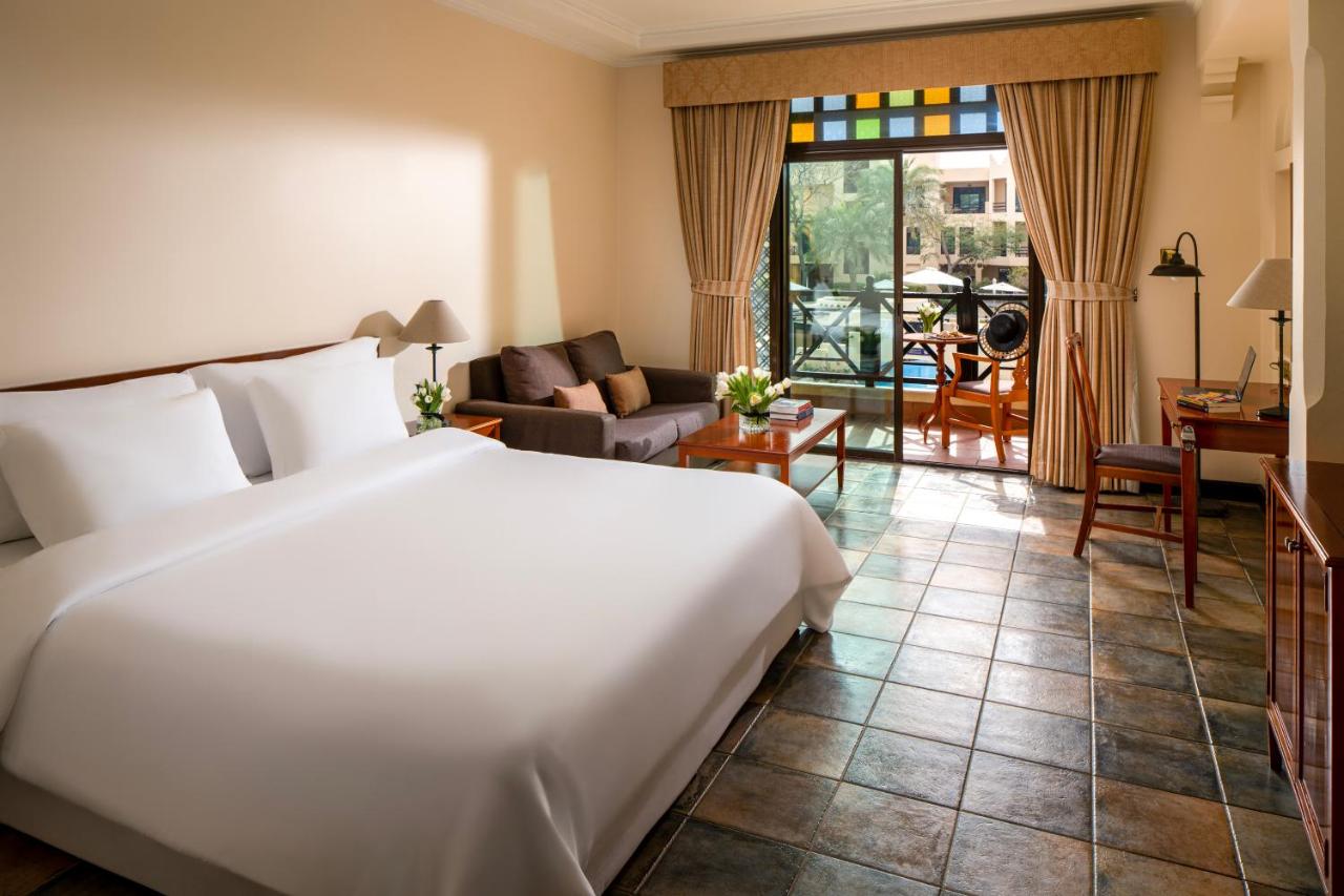 Novotel Bahrain Al Dana Resort photo