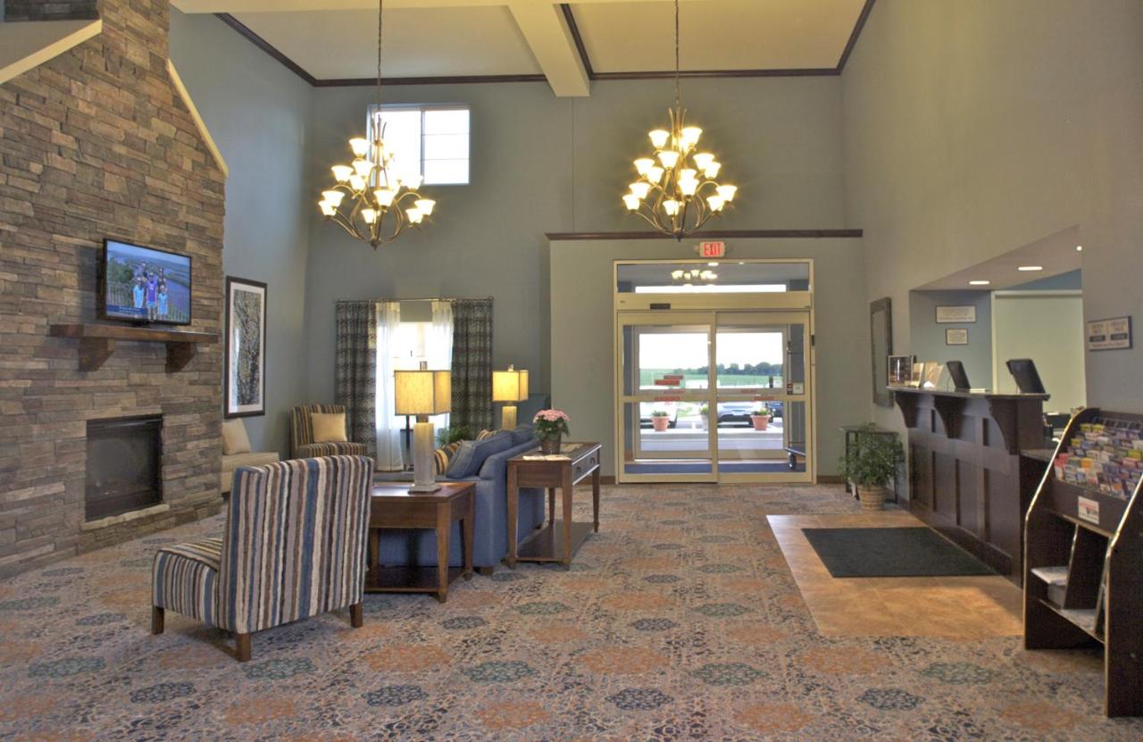 Grandstay Hotel & Suites Mount Horeb - Madison — photo 5