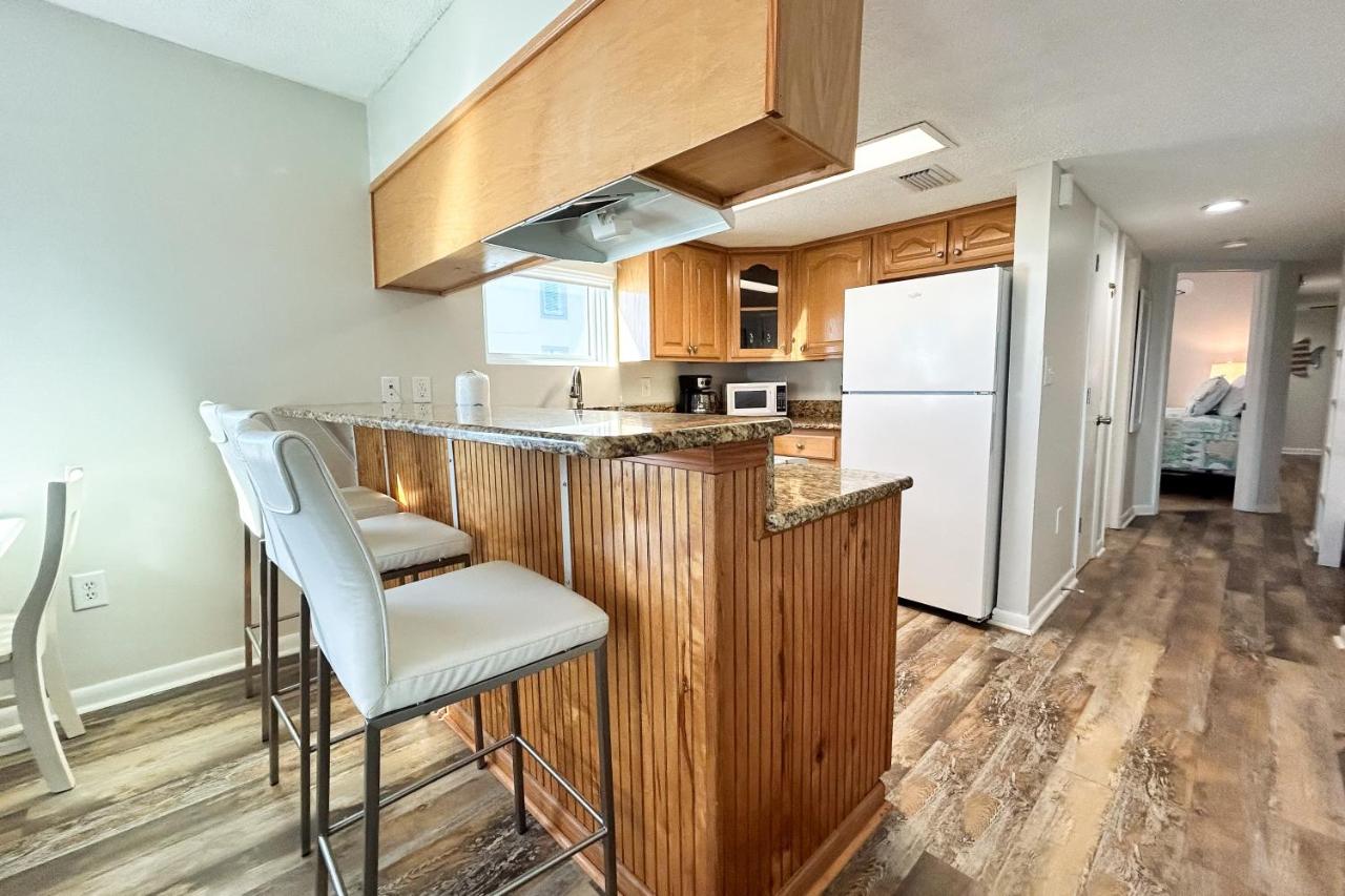 West Wind Condos — photo 5