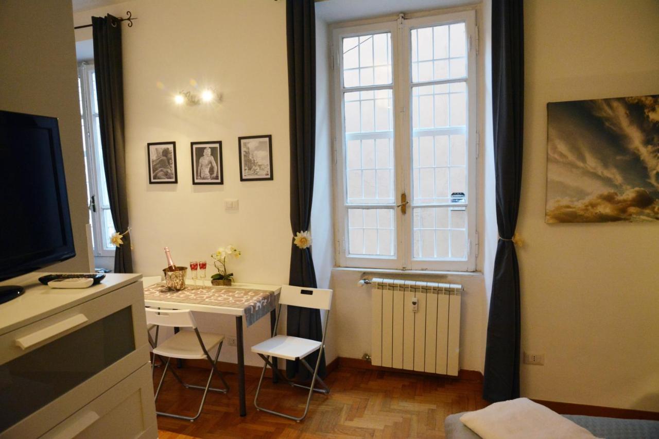 Charme de Rome Vatican Apartment - 3