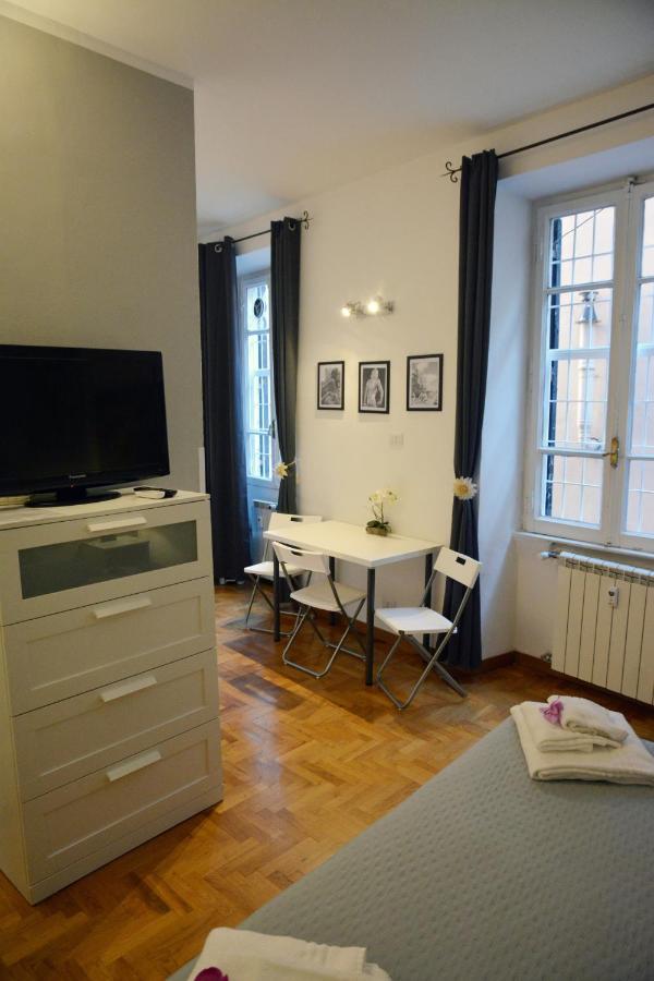 Charme de Rome Vatican Apartment - 5