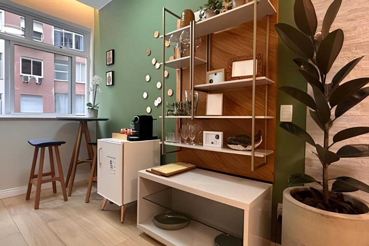 Apto Luxuoso, 50 Mts da Praia em Copacabana para 6 - 3