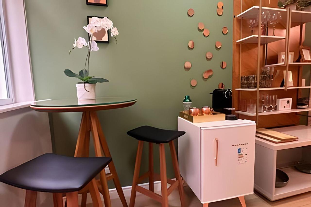 Apto Luxuoso, 50 Mts da Praia em Copacabana para 6 - 4