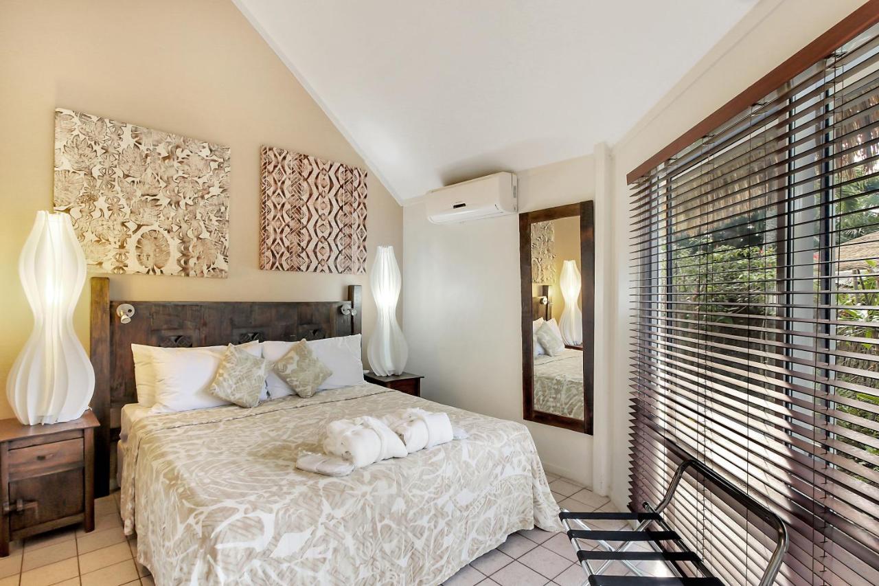 Crown Beach Resort & Spa photo