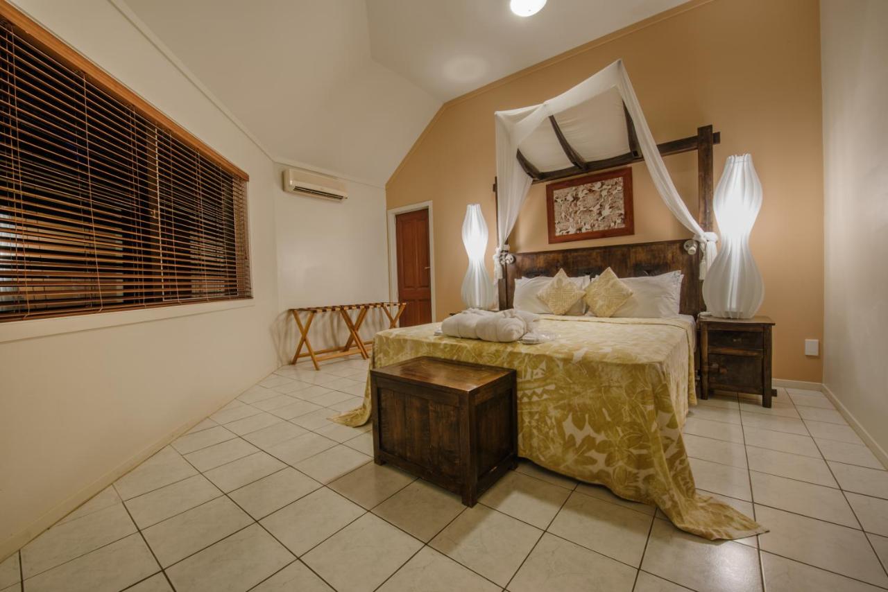 Crown Beach Resort & Spa photo