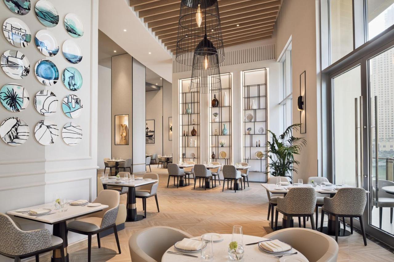 JW Marriott Hotel Marina photo