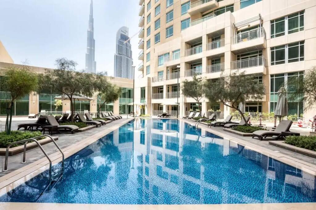 City center with Burj Khalifa View! - 4