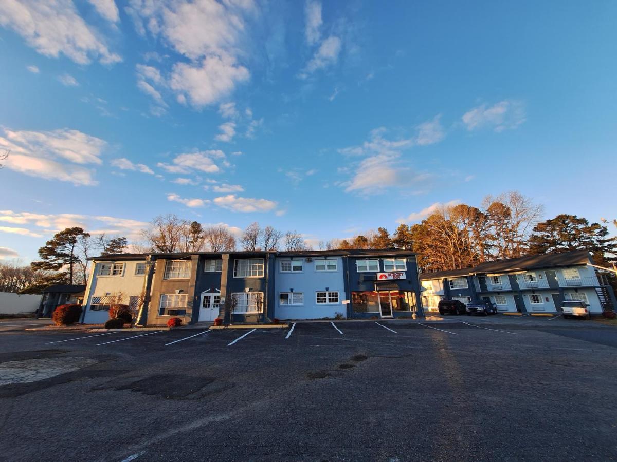 Budget Inn — photo 10